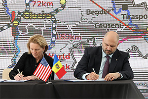 Moldova şi România vor avea o a 3-a linie electrică aeriană de 400 kV pentru interconectarea sistemelor energetice