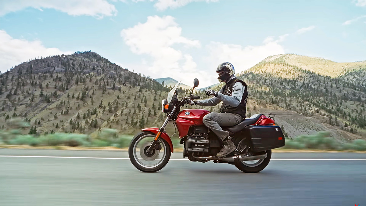 (VIDEO) Secretele ingineriei motocicletei BMW care putea rezista 1 milion de kilometri parcurşi