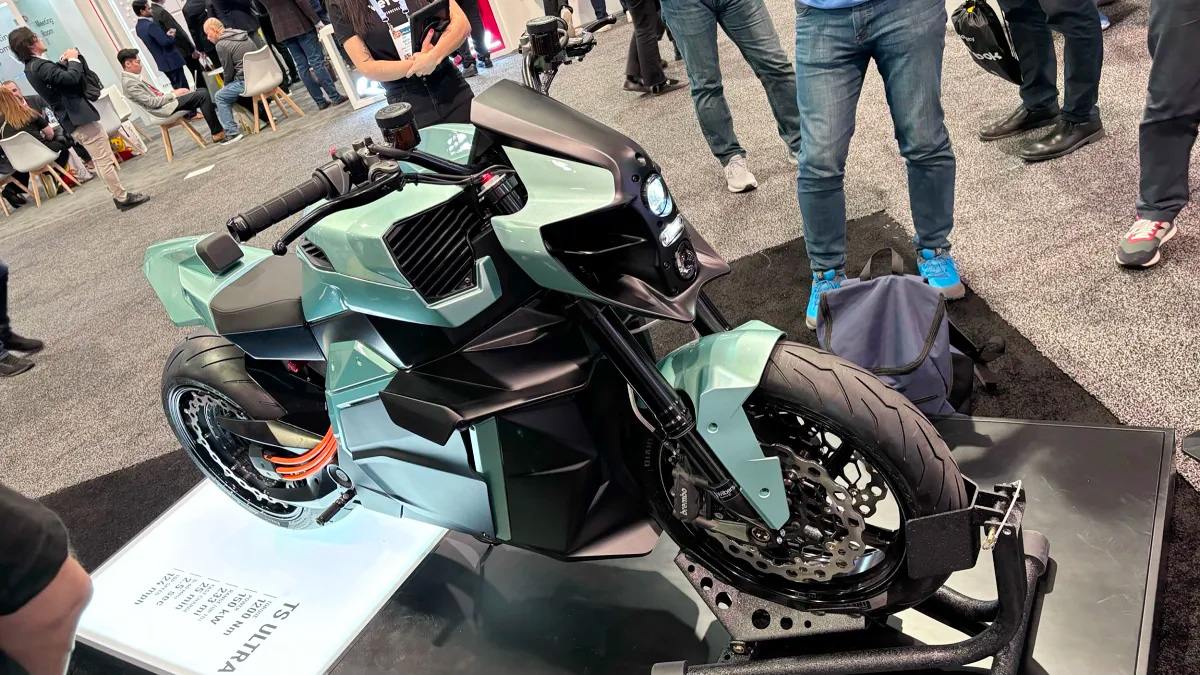 (VIDEO) lngineria noii motociclete electrice Verge TS Ultra, cu 1200 Nm la roată, explicată de creatorii săi din Estonia