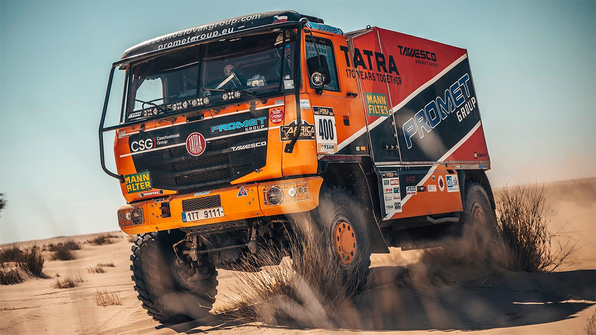 Tatra a luat marea victorie la raliul Africa Eco Race, care merge pe urmele originalului Paris-Dakar