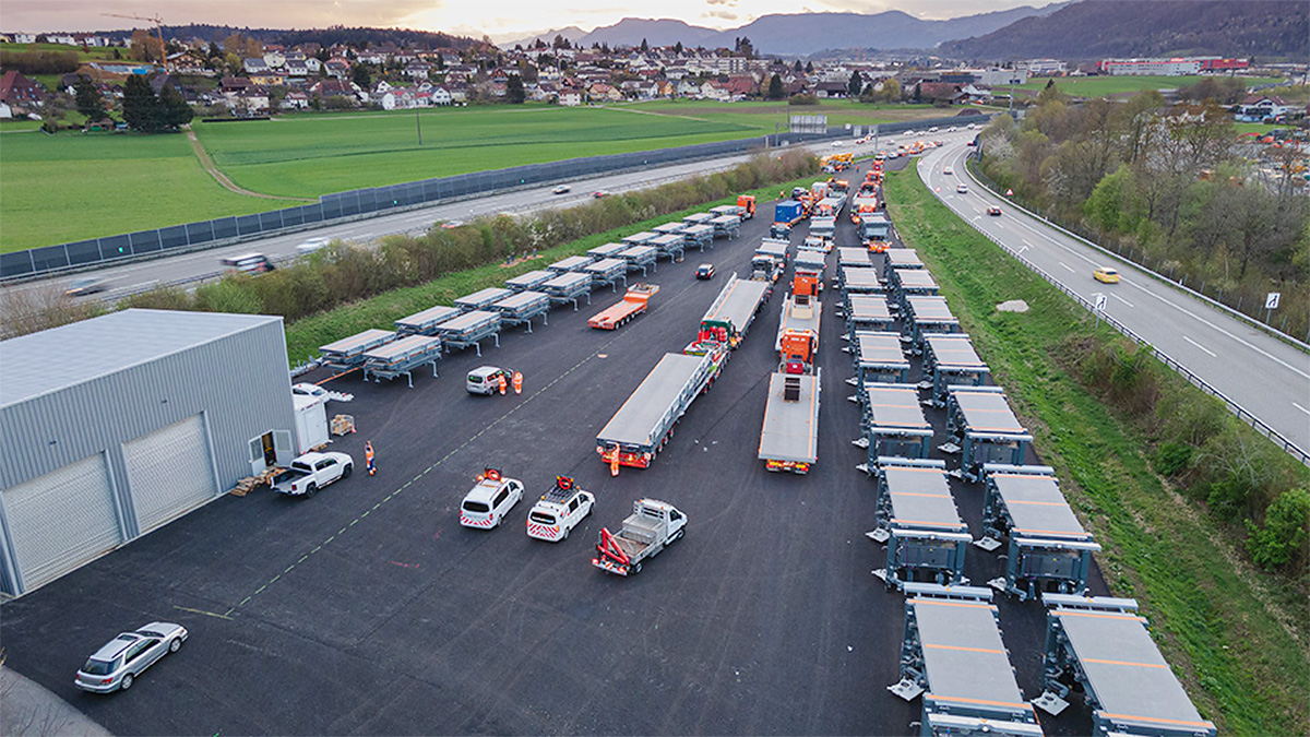(VIDEO) Elveţienii au inventat o soluţie genială pentru a lucra la reparaţia autostrăzilor fără a bloca traficul