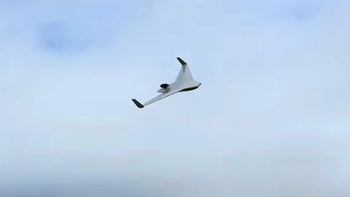 http://piataauto.md/Stiri/2024/05/VIDEO-Franta-a-creat-a-noua-drona-kamikaze-ultra-rapida-capabila-sa-zboare-spre-destinatie-cu-400-kmh/